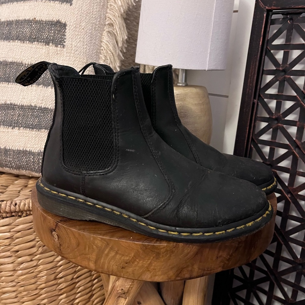 Dr. Martens Vegan 2976 Chelsea Boots in Black
